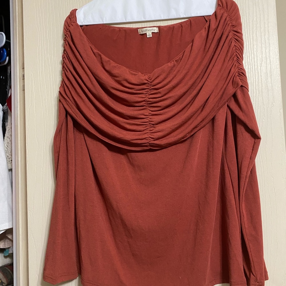 Off the shoulders top from a boutique